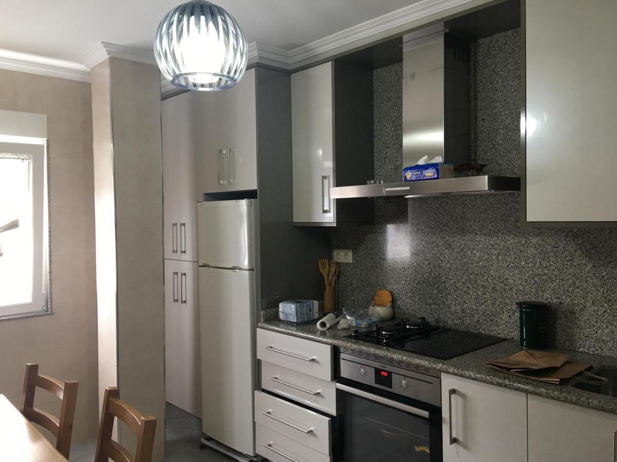 Apartamentos Playa De La Concha Porto de Espasante Luaran gambar